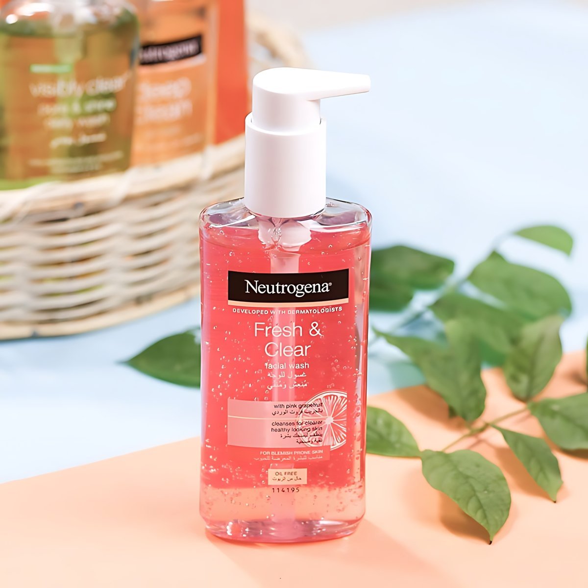 Neutrogena - Fresh & Clear Facial Wash - 200ml